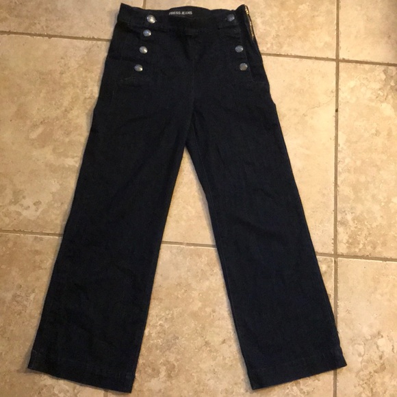 Express Wide Leg Crop Jeans - Picture 2 of 6